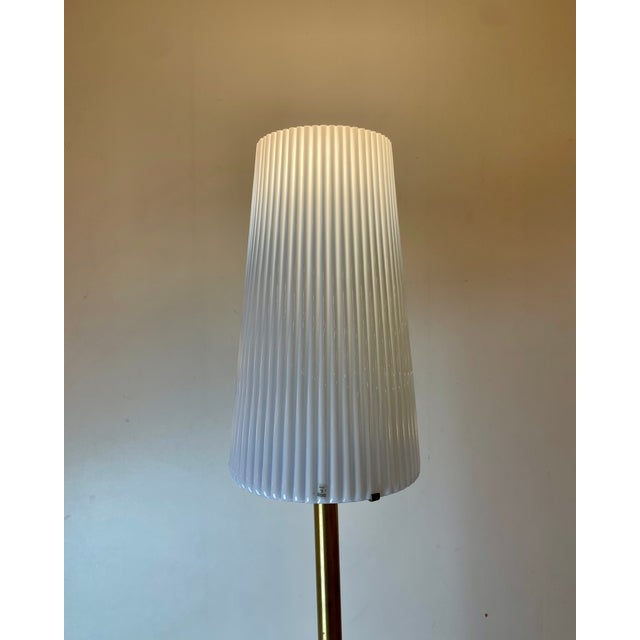 Murano Floor Lamp attributed to Aureliano Toso, Italy, 1980s For Sale - Image 9 of 17