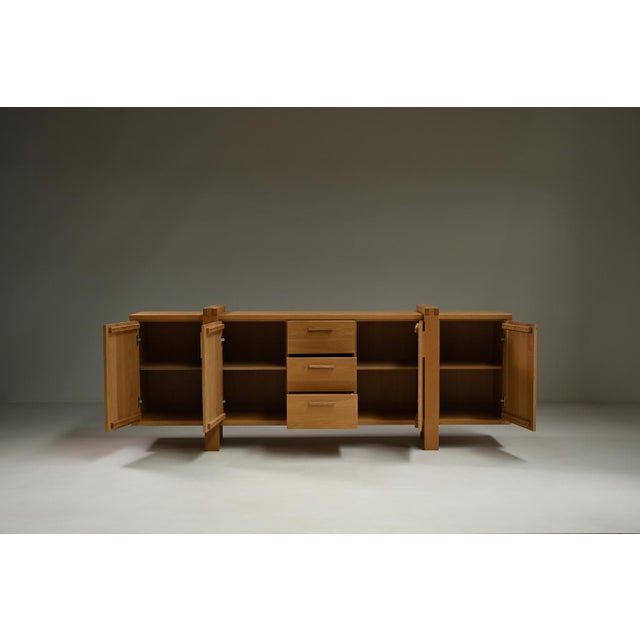1990s Large Brustalist Oak Sideboard, Belgium, 1990s For Sale - Image 5 of 9