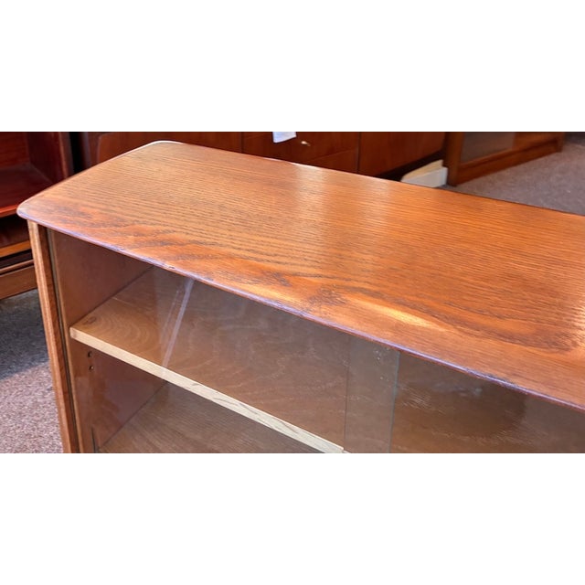 Brown Mid 20th Century English Oak Cabinet / Bookcase by Priory Furniture, Uk c.1950 For Sale - Image 8 of 12