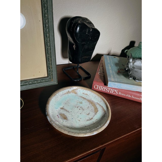 Celadon Mid 20th Century Studio Pottery Plate Signed – Celadon Glaze Ceramic Dish – Organic Modern For Sale - Image 8 of 10