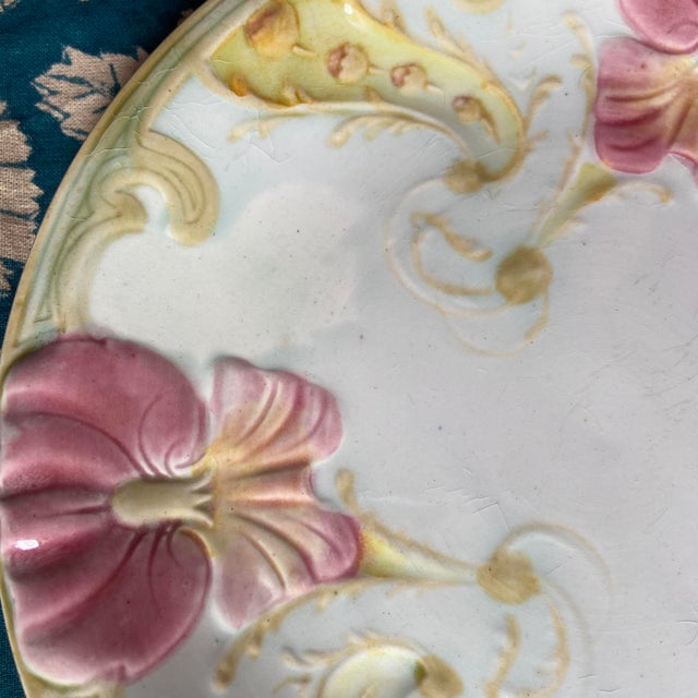 Antique French Art Nouveau Majolica Pansy Flower Plates from Luneville, 1890s, Set of 4 For Sale - Image 9 of 13