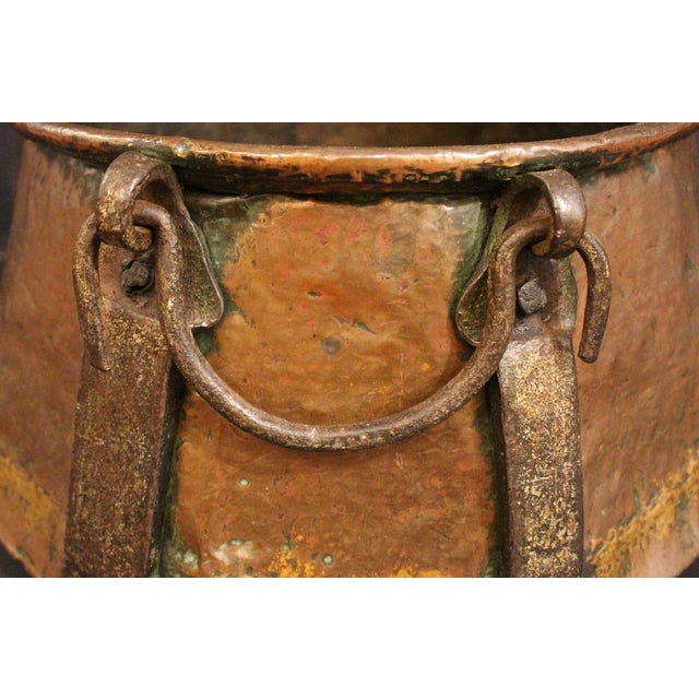 Circa 1900 English Arts & Crafts Copper & Iron Cauldron For Sale - Image 4 of 6