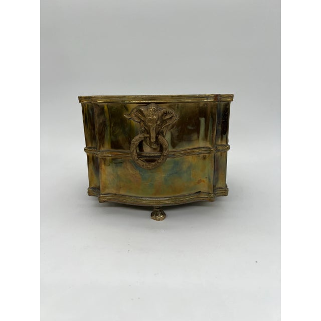 1980s Polished Brass Jardiniere With Rams Head Handles by Mottahedeh For Sale - Image 5 of 10