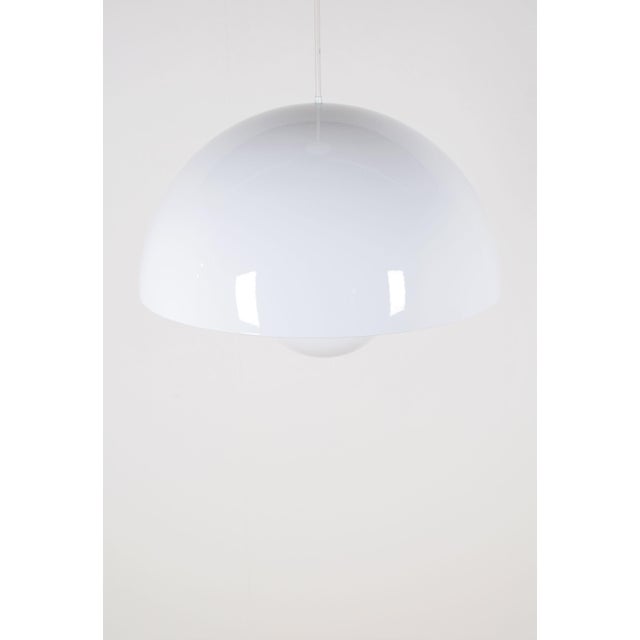 Louis Poulsen Large Vintage VP2 Flowerpot Light by Verner Panton for Louis Poulsen, 1970s For Sale - Image 4 of 8