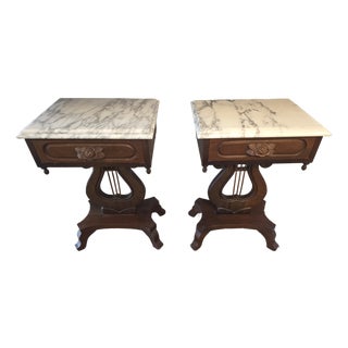 1970s Mahogany Carlton McLendon Furniture Co. Marble Top Side Table For Sale