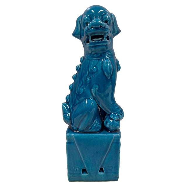 Vintage Chinese Porcelain Turquoise Foo Dog Figurines - A Pair For Sale In Los Angeles - Image 6 of 10