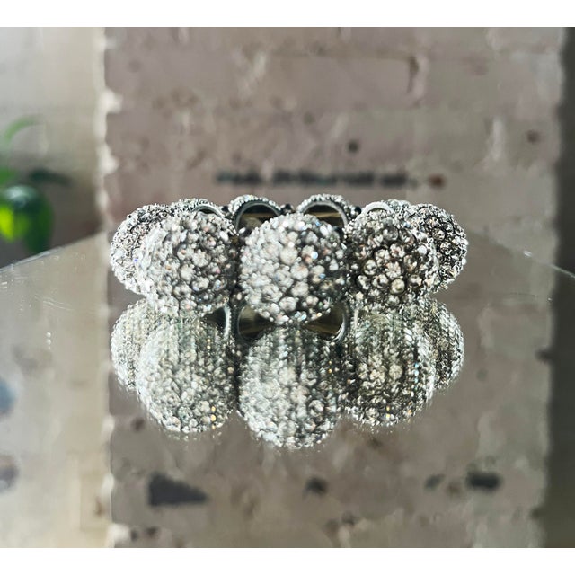 Metal 1990s Vintage Art Deco Revival Hollywood Regency Stretch Rhinestone Bracelet For Sale - Image 7 of 8