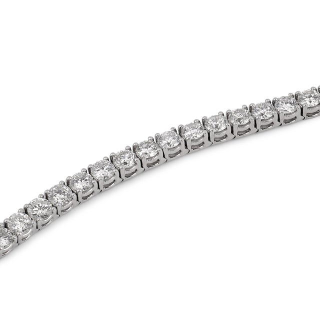 12.50 Carat Total Weight Diamond 14k White Gold Tennis Bracelet For Sale In Los Angeles - Image 6 of 6