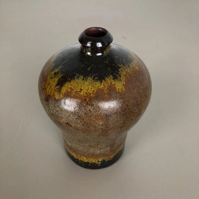 1970s German Ceramic Studio Pottery Vase by Elmar & Elke Kubicek, 1970s, Set of 3 For Sale - Image 5 of 18