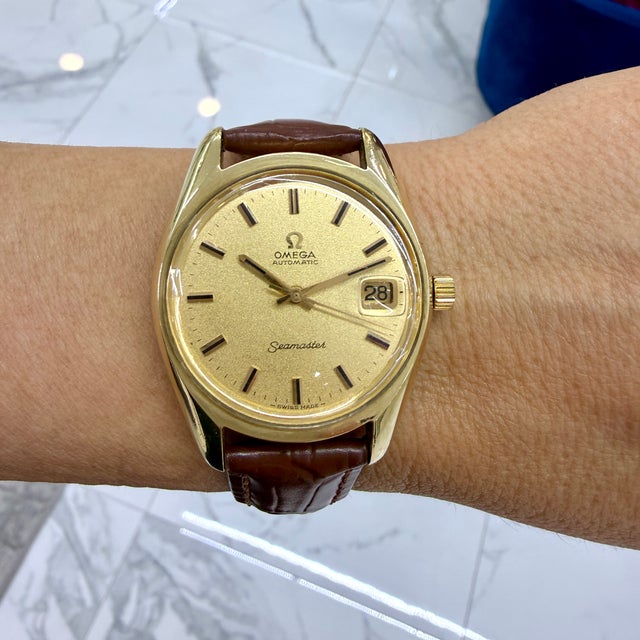 Vintage Omega Seamaster 35mm 166.067 Champagne Dial Stainless Steel Watch For Sale - Image 10 of 10