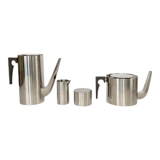 Arne Jacobsen Cylinda Line for Stelton Stainless Steel Danish Coffee and Tea Set For Sale