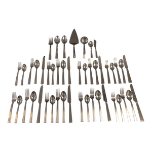 Vera Wang Cutlery and Host and Serving Set in 18/10 Stainless Steel - 47-pcs with 10 boxes