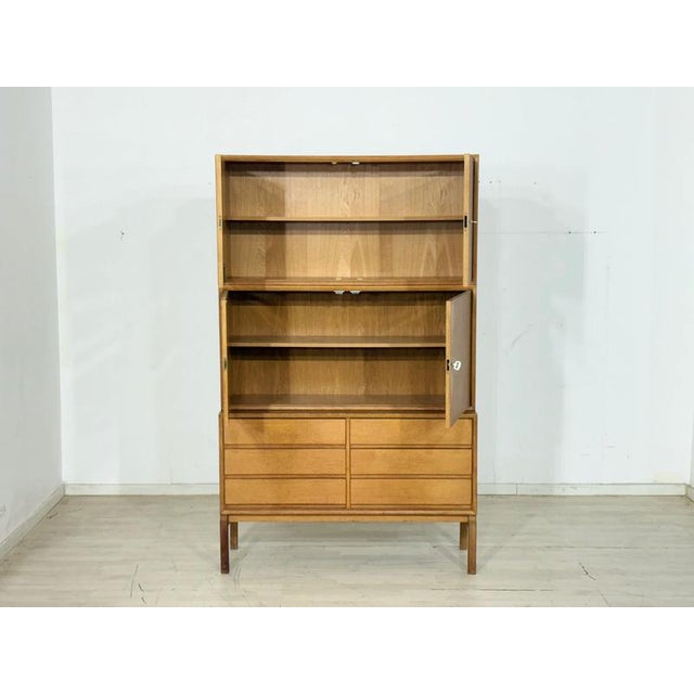 Exclusive piece from the popular ikea mtp series of the 1960s. This three-piece ensemble in high-quality oak impresses...