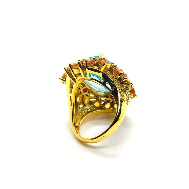 Late 20th Century Bochic “Capri” Vintage Multi Fancy Sapphire and Blue Topaz Cocktail Ring — 18K G For Sale - Image 5 of 8