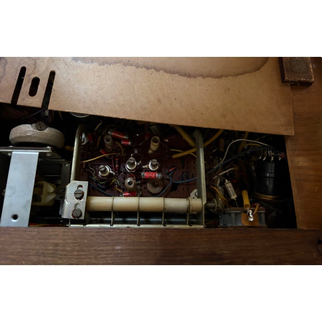 Authentic 1958 German Mid-Century Modern Nordmende Elektra 58 Tube Radio, Usa Export Model For Sale - Image 11 of 12
