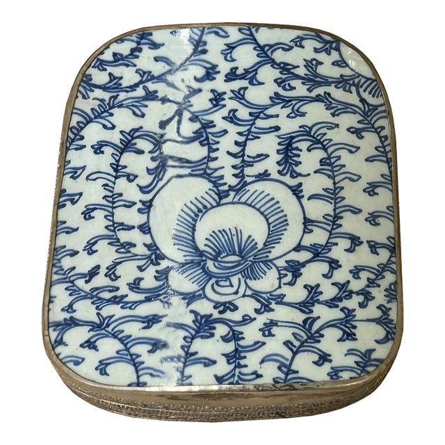 Chinese Old White Base Blue Scroll Leaf Graphic Porcelain Art Pewter Box For Sale