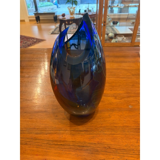 Peter VanderLaan Cobalt Blue Sculptural Studio Art Glass Vase For Sale - Image 9 of 9