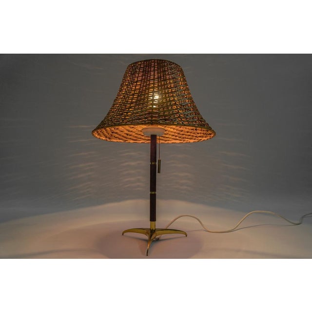 1950s Mid-Century Modern Table Lamp in Brass, Wicker and Teak, Austria, 1950s For Sale - Image 5 of 15