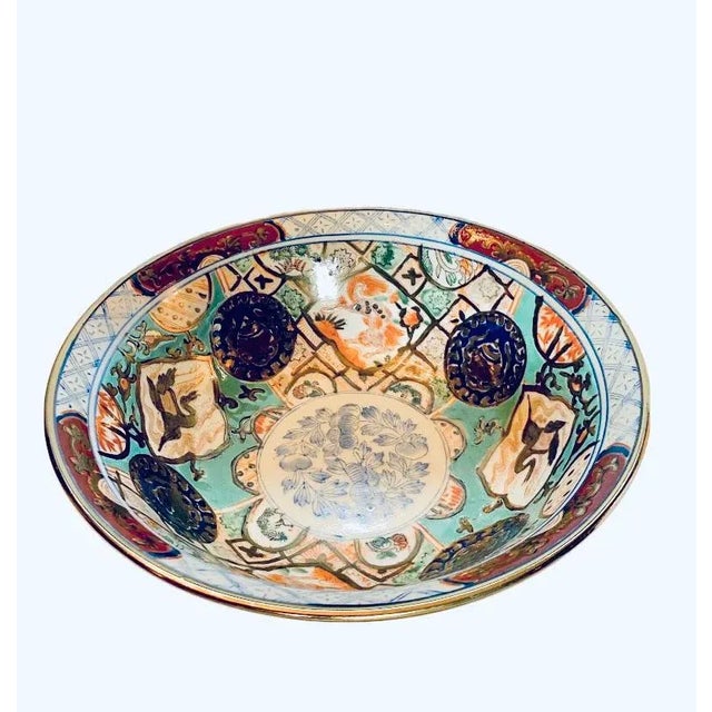 Chinese Mid-Century Chinese Porcelain Macau Hand Painted Decorative Imari Style Console Bowl For Sale - Image 3 of 9