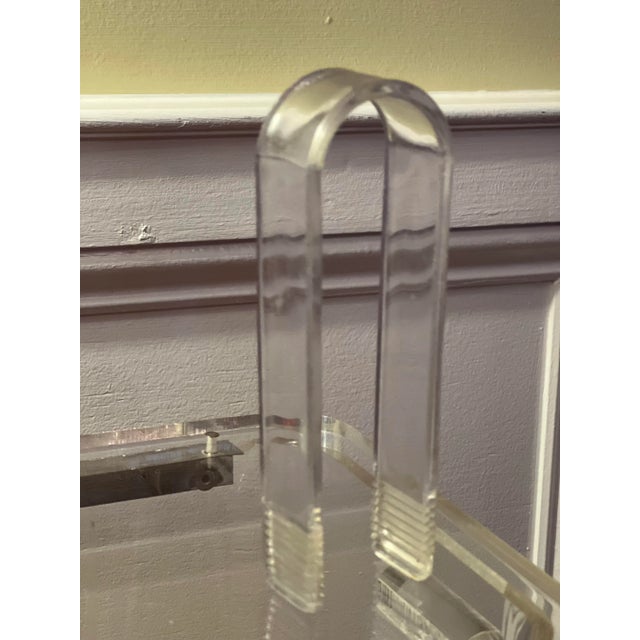 Vintage Lucite Ice Bucket With Tongs and Hinged Lid For Sale - Image 10 of 11