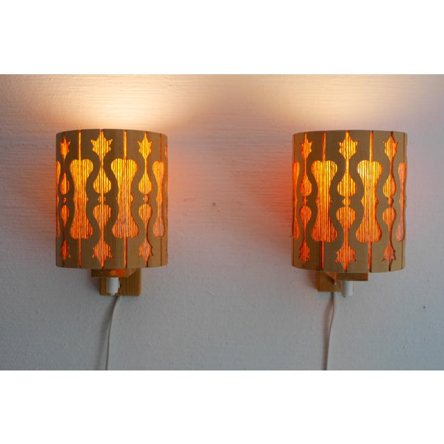 Wood Vintage Scandinavian Sconces in Pine, 1975, Set of 2 For Sale - Image 7 of 11