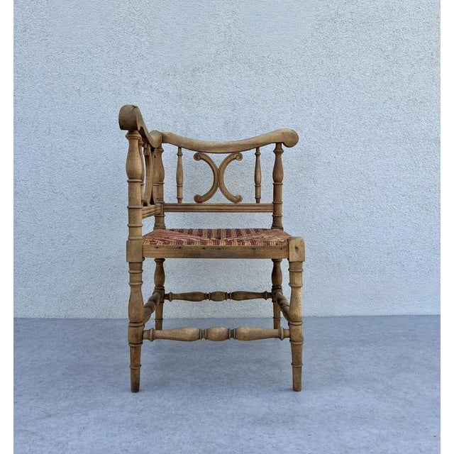 French Carved Wood Corner Chair with Woven Rush Seat, Early 20th Century For Sale - Image 9 of 13
