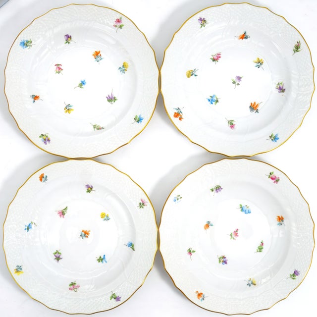 1980s Herend "Kimberly" China Service for 8 40 Piece Hand-Painted Fine China With Gold Trim For Sale - Image 11 of 12