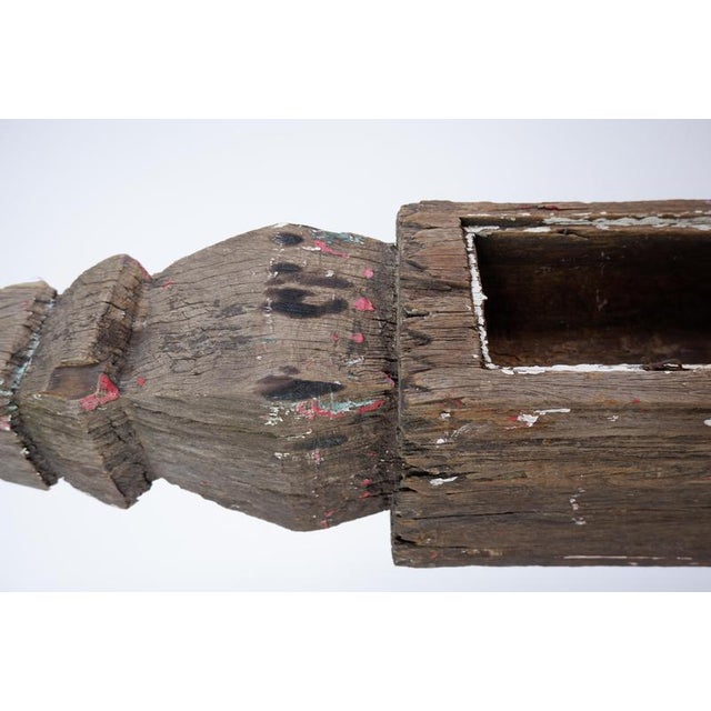 Measures : Base: 30cmx30cm H:158cm Material : Teak Hand-Carved.