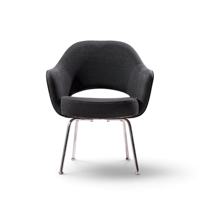 Mid 20th Century Eero Saarinen for Knoll Mid Century Executive Dining Chairs - Set of 4 For Sale - Image 5 of 12
