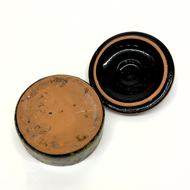 Ceramic Quintessential MCM Italian Pottery Curation Attributed to Aldo Londi for Bitossi - Group of 3 For Sale - Image 7 of 15