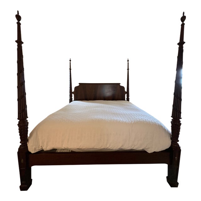 Ethan Allen Laurel Bed & Melville Nightstands For Sale
