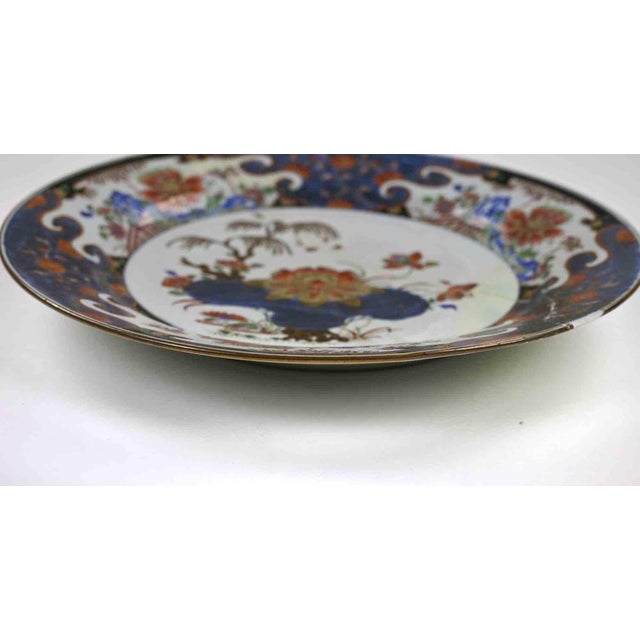 Antique Imari Porcelain Plate, 18th Century For Sale - Image 4 of 5