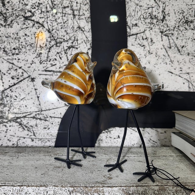 Little Birds in Blown Glass from Chehoma, France, 2000s, Set of 2 For Sale - Image 3 of 16