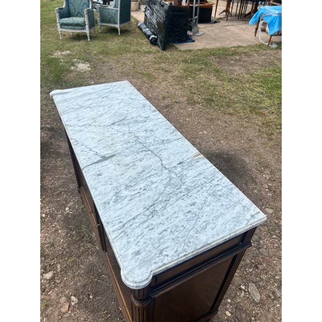 French French 19th Century Louis XVI Mahogany Carrara Marble Top Two Door Buffet For Sale - Image 3 of 12