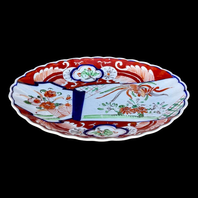 Asian Antique Japanese Imari 19th-Century Scalloped Oval Plate, Meiji Period Kinrande For Sale - Image 3 of 8