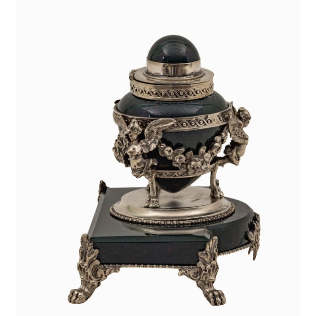 French Rare French Bloodstone Sterling Silver Cherub Mounted Inkwell, Circa 1920 For Sale - Image 3 of 11