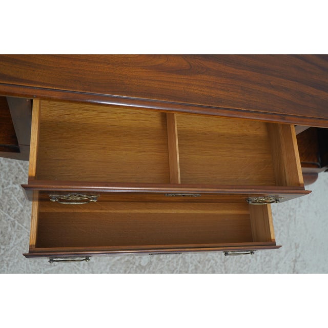 Statton Furniture 1970s Statton Oxford Cherry Queen Anne Sideboard For Sale - Image 4 of 18