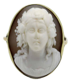 Late 20th Century Victorian High Relief Cameo of Young Maiden in 14k Gold Ring, Size 9.5
