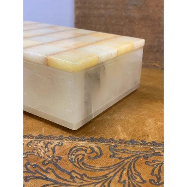 Modern 1960's Modern Italian Alabaster Box With Checkered Top For Sale - Image 3 of 6