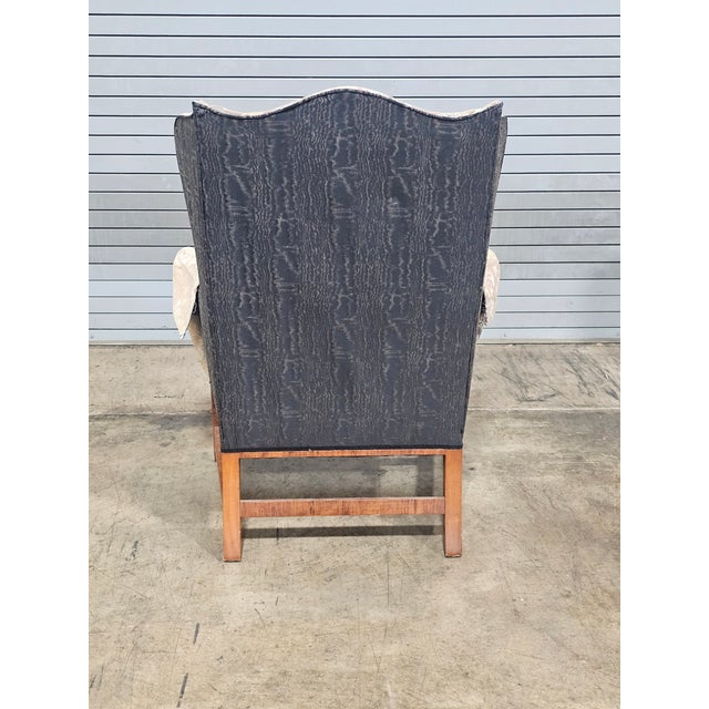 Late 20th Century Tiger Maple Williamsburg Style Hepplewhite Wingback Chair For Sale - Image 9 of 10