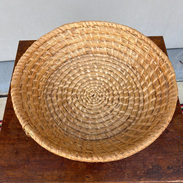 Antique American Woven Rye Straw Bowl, Circa 1900–1920s A wonderfully warm and organically beautiful example of early 20th...