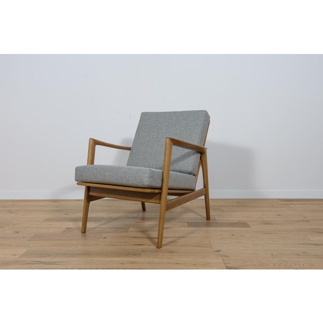 Set of Model 300-139 Chairs from Swarzędz Factory, 1960s For Sale - Image 9 of 18