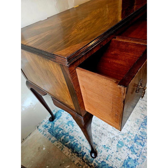 Wood Classic Early 20th Century Queen Anne Style Writing Desk in Walnut Burlwood Veneer For Sale - Image 7 of 11