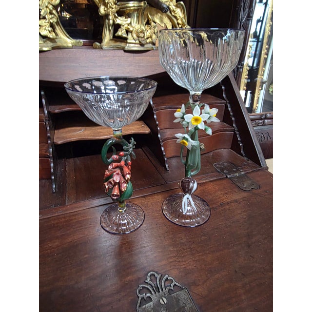 1980s Two Janis Miltenberger Art Glass Flower Goblets For Sale - Image 5 of 9