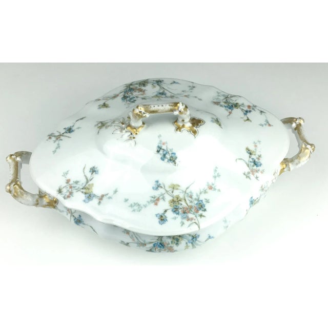 Shabby Chic Vintage Porcelain Covered Casserole Serving Dish Theo Haviland Limoges France For Sale - Image 3 of 13