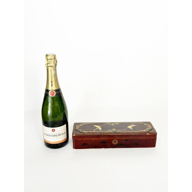 19th Century Japanese Lacquered Box with Bird Decoration, Japan For Sale - Image 4 of 18