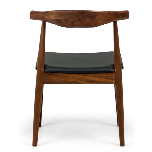 Early 21st Century 12 Walnut and Leather Dining Chair's in the Style of Hans Wegner For Sale - Image 5 of 11