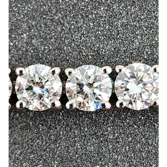 Early 21st Century 7.29 Ct Diamond Tennis Bracelet For Sale - Image 5 of 8