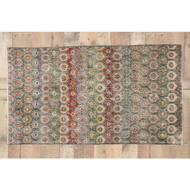 Tan Vintage Turkish Sivas Rug - 02'09 X 04'09 For Sale - Image 8 of 10