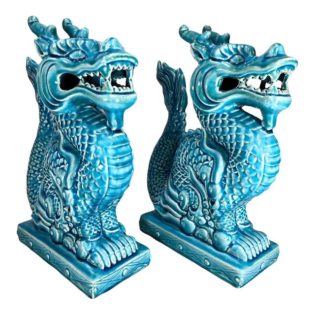 1960s Chinese Pair of Dragon Porcelain Statues For Sale